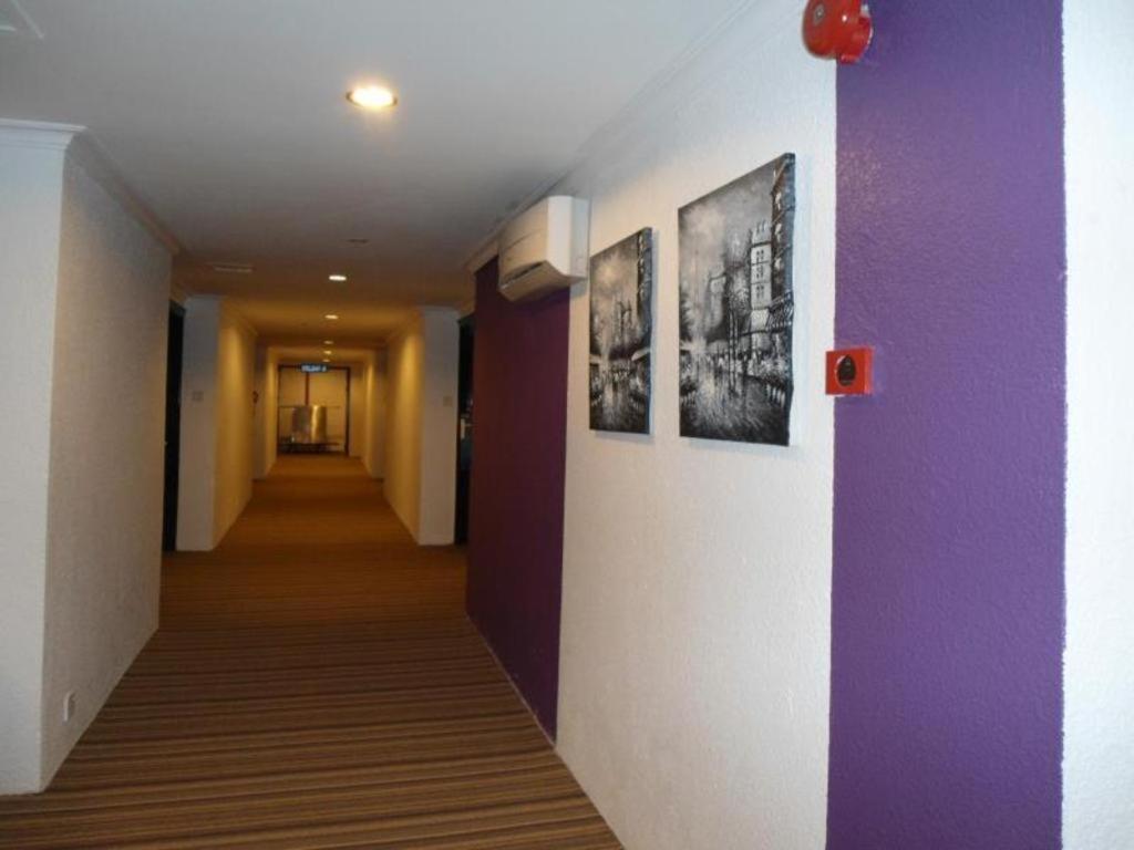 Regent Hotel Bintulu Exterior photo
